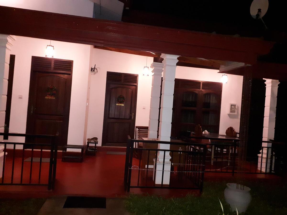 Sigiri Hibiscus Villa Сігірія Екстер'єр фото